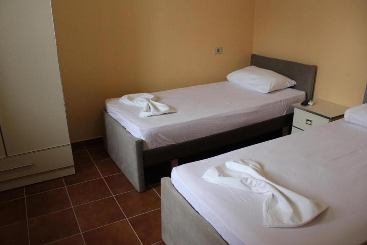 Hotel Athina Velipojë 外观 照片