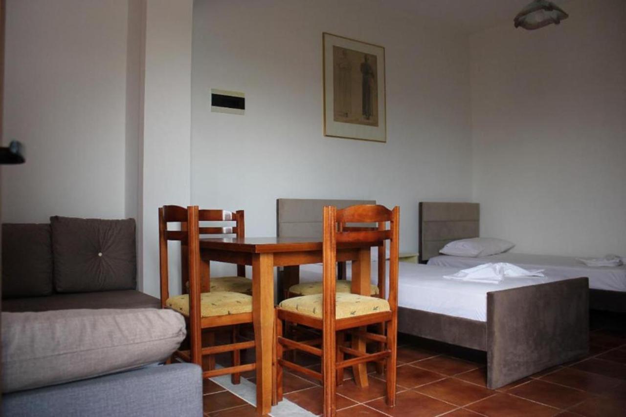 Hotel Athina Velipojë 外观 照片