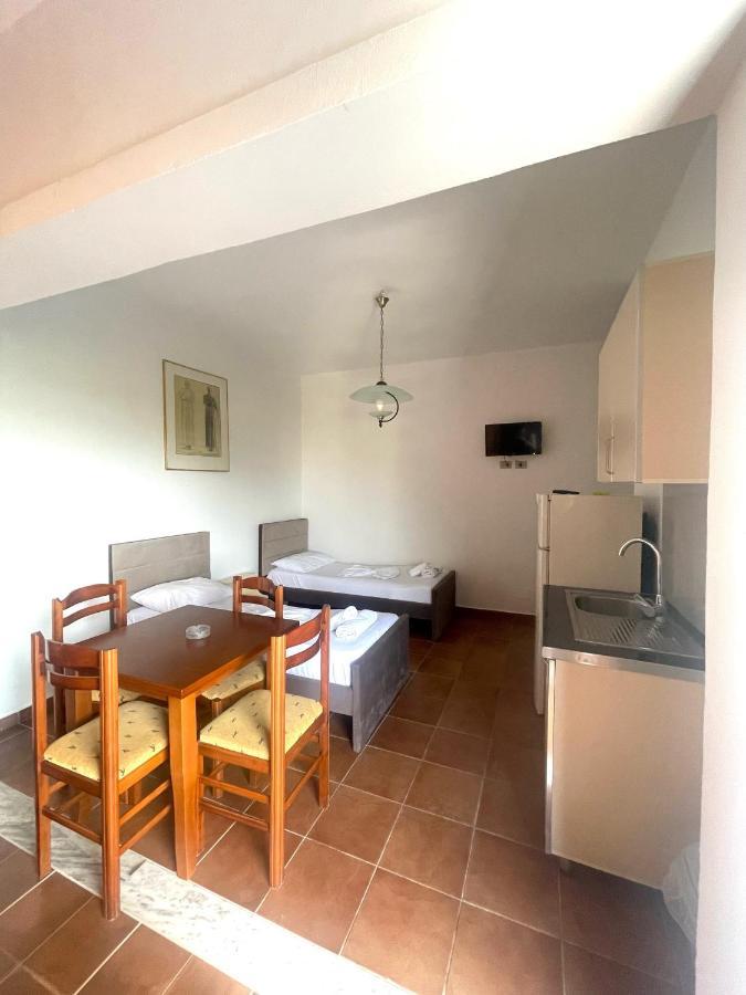 Hotel Athina Velipojë 外观 照片