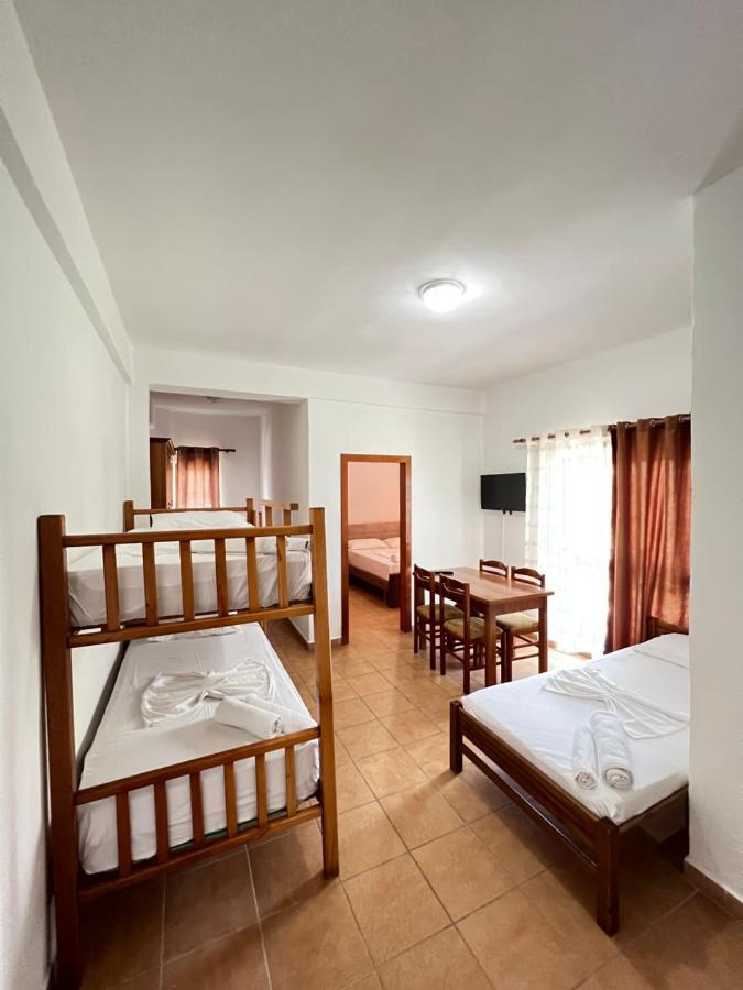 Hotel Athina Velipojë 外观 照片