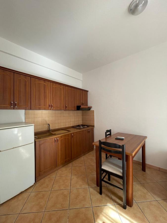 Hotel Athina Velipojë 外观 照片