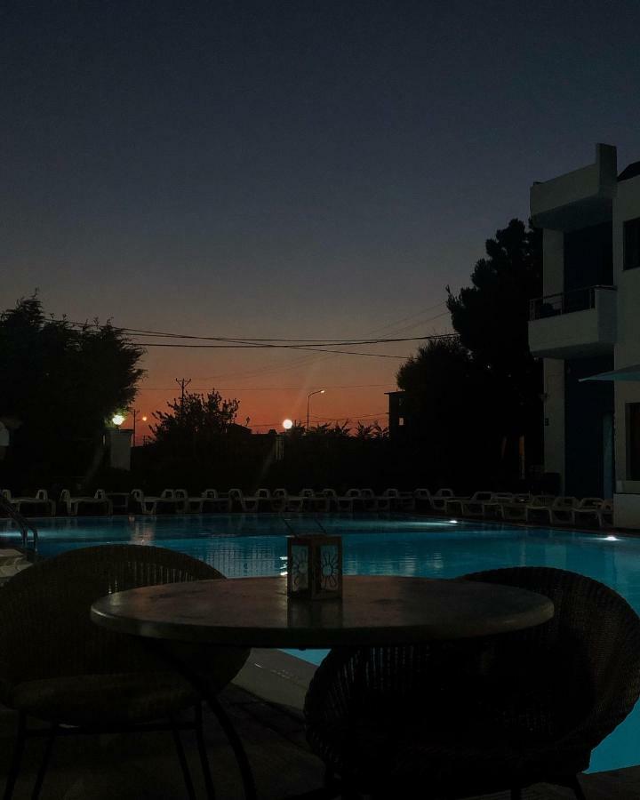 Hotel Athina Velipojë 外观 照片